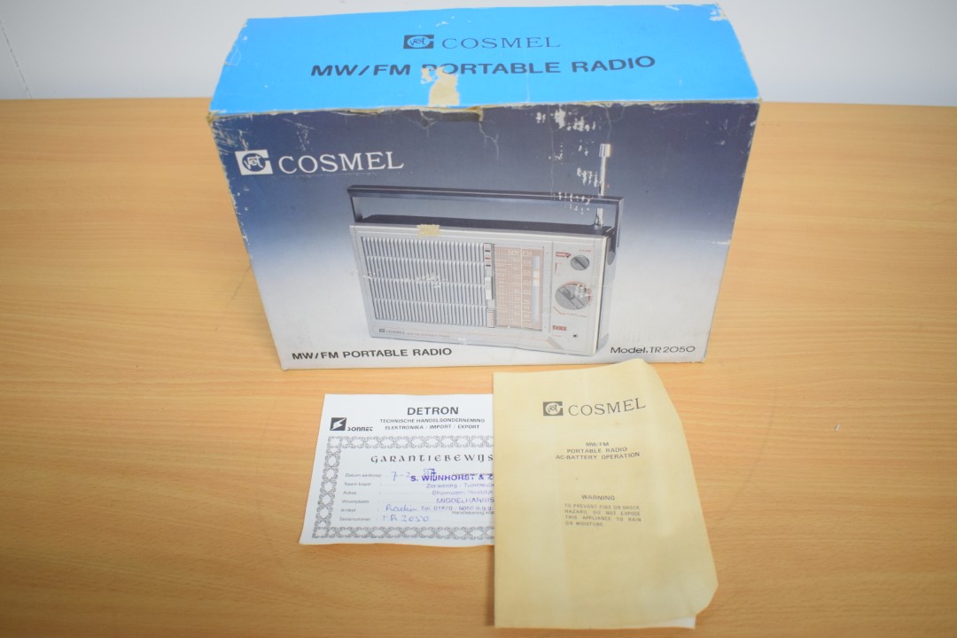 Cosmel TR-2050 Tragbare Radio – in Originalverpackung!!