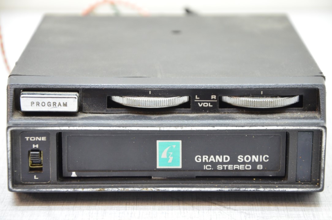 Grand Sonic IC Stereo Auto 8Track Gerät