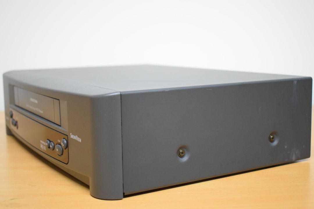 Aristona SB145 VCR Videorekorder mit Fernbedienung