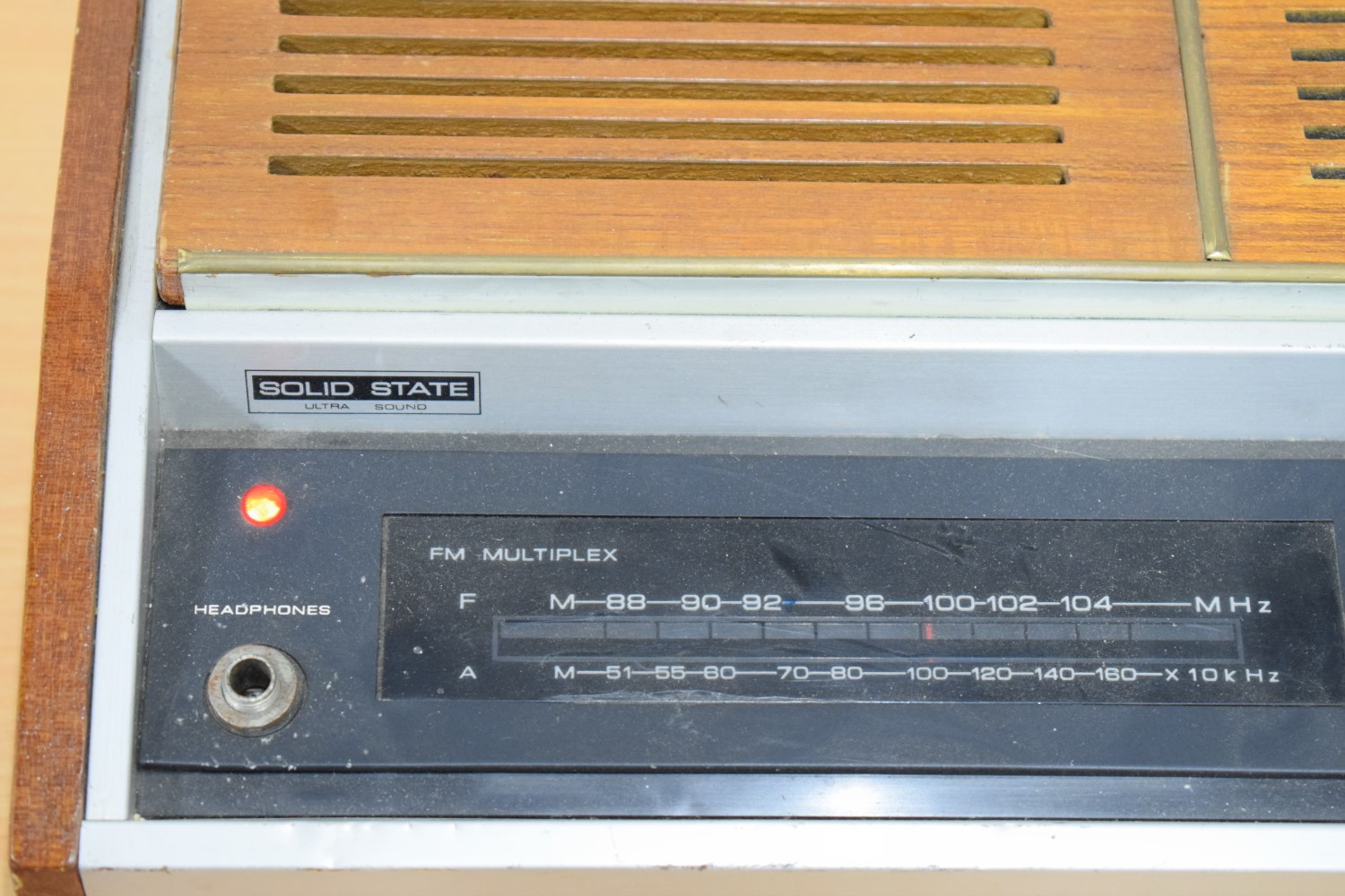 Teleton 2S-60F Stereo Receiver