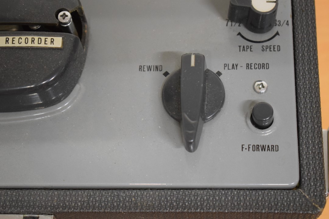Fujiya Corder FL-352A Röhren Tonbandmaschine