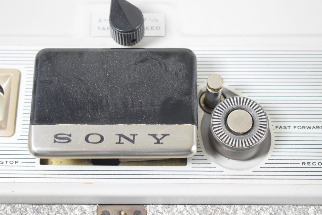 Sony Model 261 Röhren Tonbandmaschine