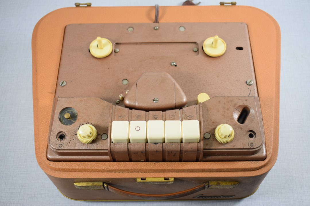 ACEC Lugavox T 1160 Röhren Tonbandmaschine – Nummer 1