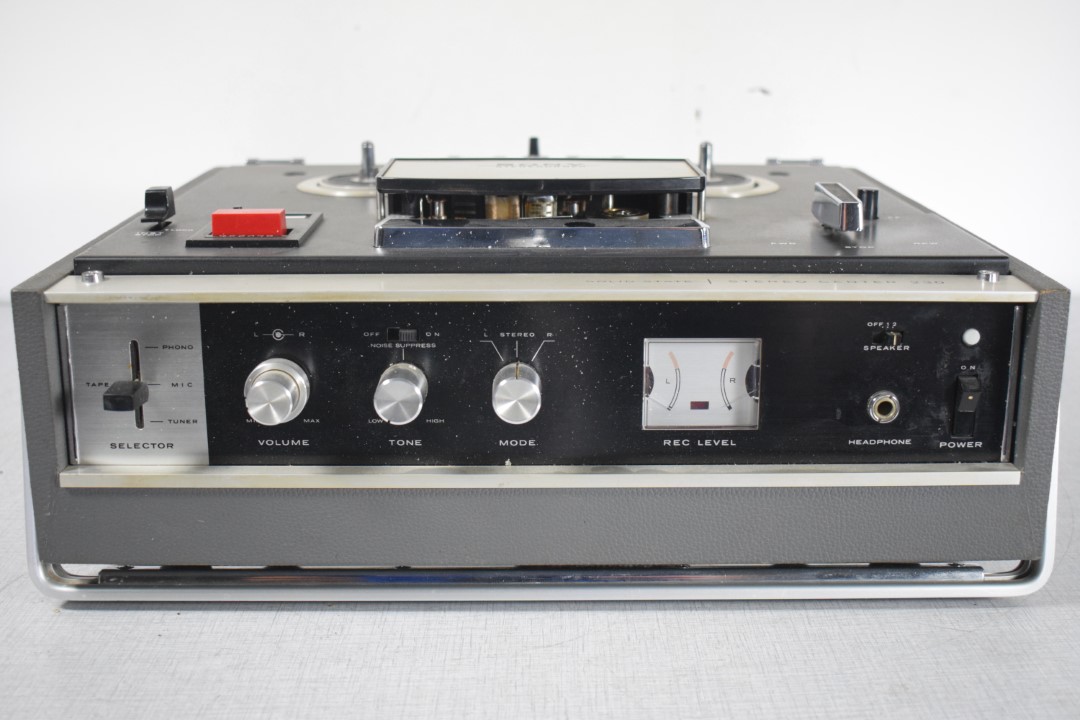 Sony TC-230 Tonbandgerät
