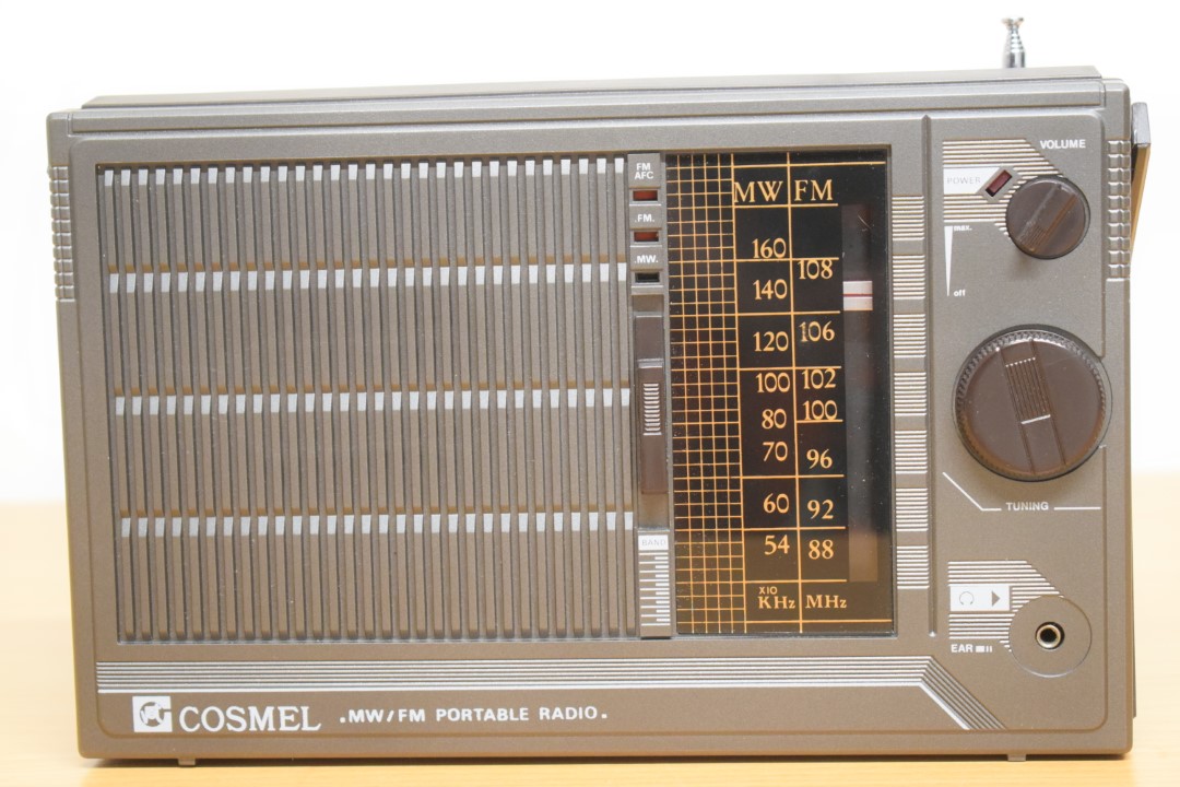 Cosmel TR-2050 Tragbare Radio – in Originalverpackung!!