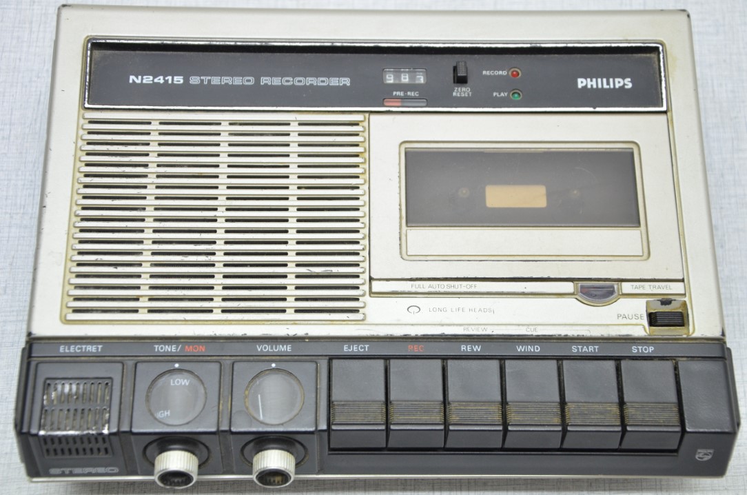 Philips N2415 Kassettengerät