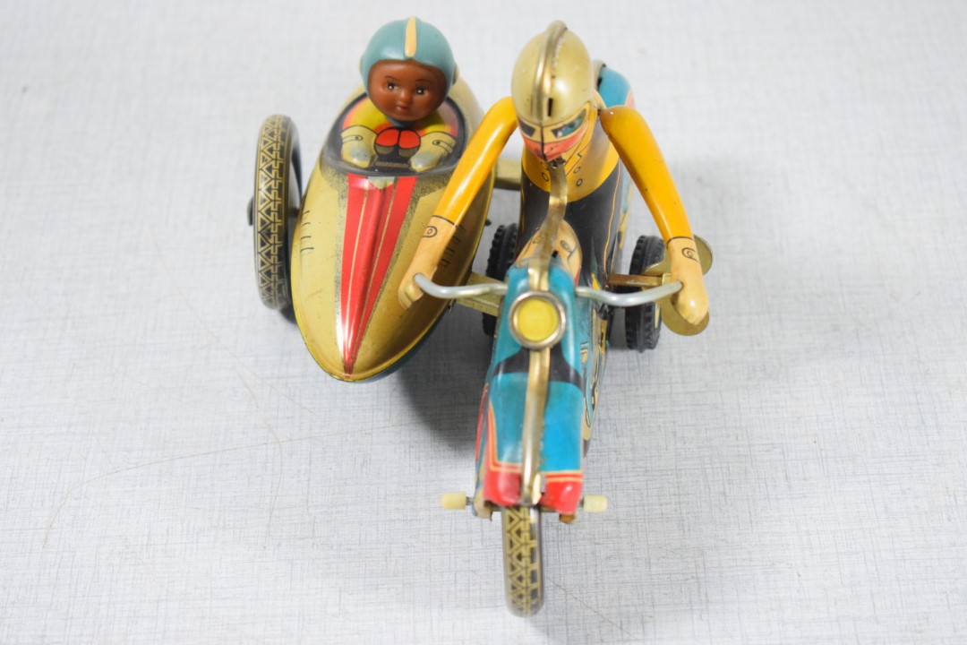 Zinn Blechspielzeug: Motorrad mit Anhänger