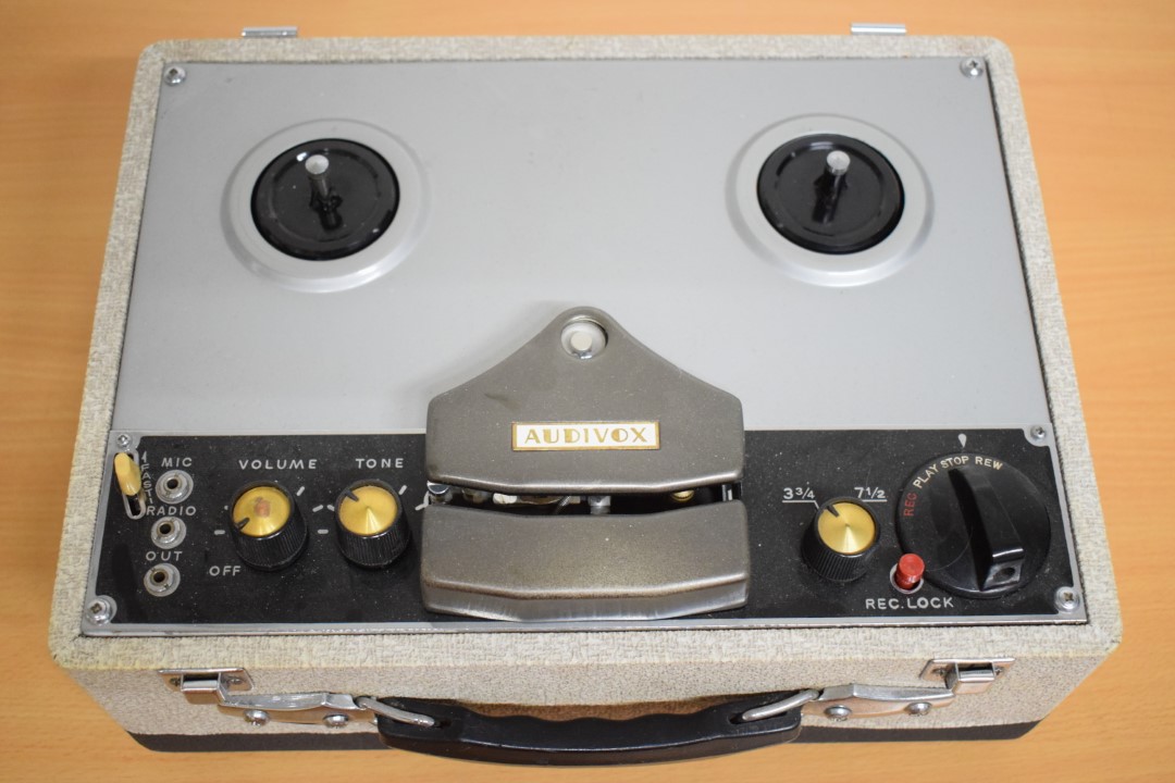 Audivox FC-610 Röhren Tonbandgerät 