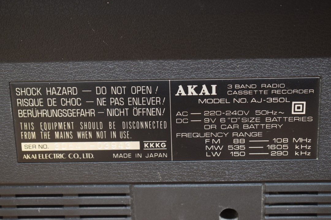 Akai AJ-350L Radio / Kassettendeck Kombination