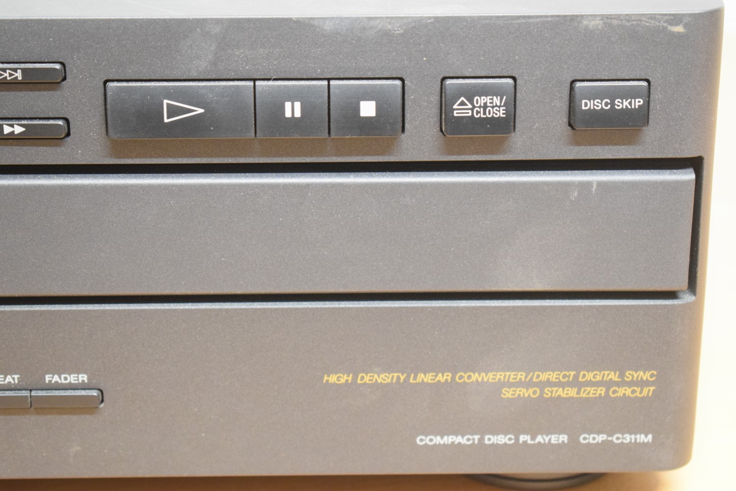Sony CDP-C311M 5-CD Spieler Wechsler 